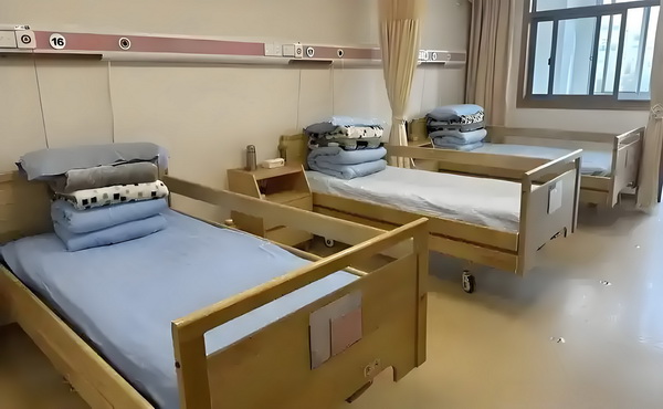 要不要深圳户口_记者：阿代米赛后在更衣室和大家说了很抱歉，他很难过 多种选择提供房型中心